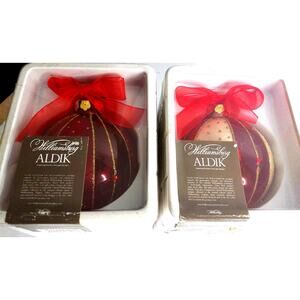Vintage Williamsburg Aldik Glass Christmas Ornaments Set Of 2  New